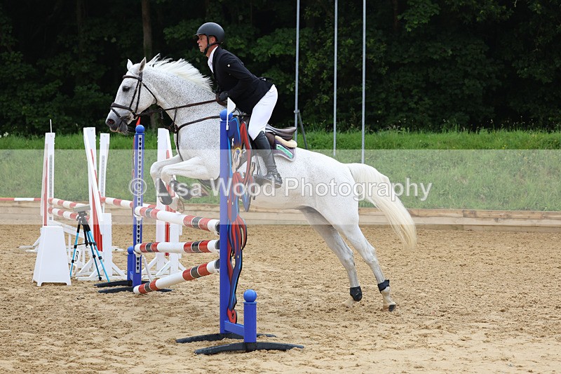 3E7A5518 - Class 4: Senior British Novice/90cm open