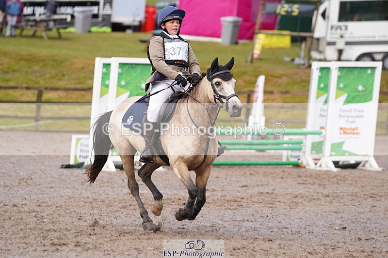 240824X-104808-23060 - 70cm Round 1 9.30 to 11.10