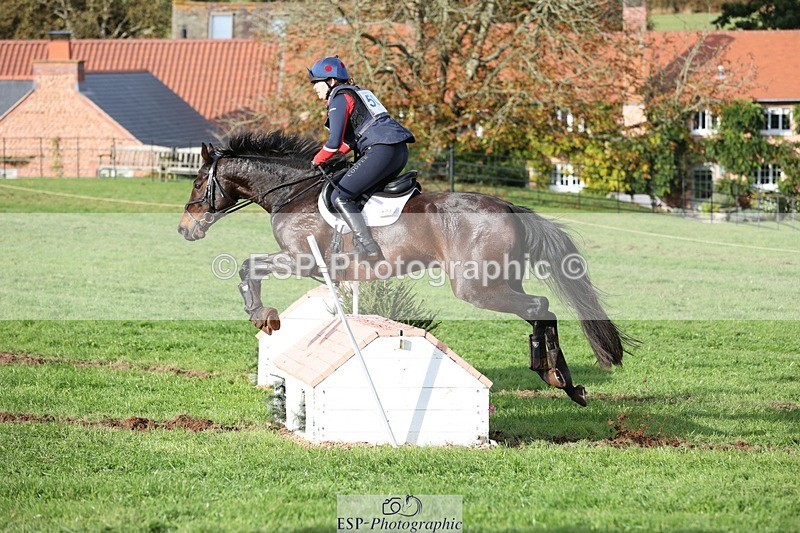 231021-155101-20468 - 503-JAGUAR.MAID-Isobel.Lole-SC+XC