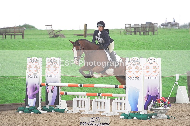 230924A-110802-04519 - 100 SJ 11.00 to 12.00