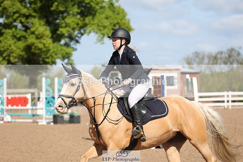 250504-101254-01872 - Cls 1 Pony Intro 70cm