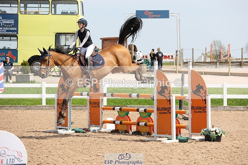 240510A-141034-07484 - Cls 17 1.05m National Am Quali