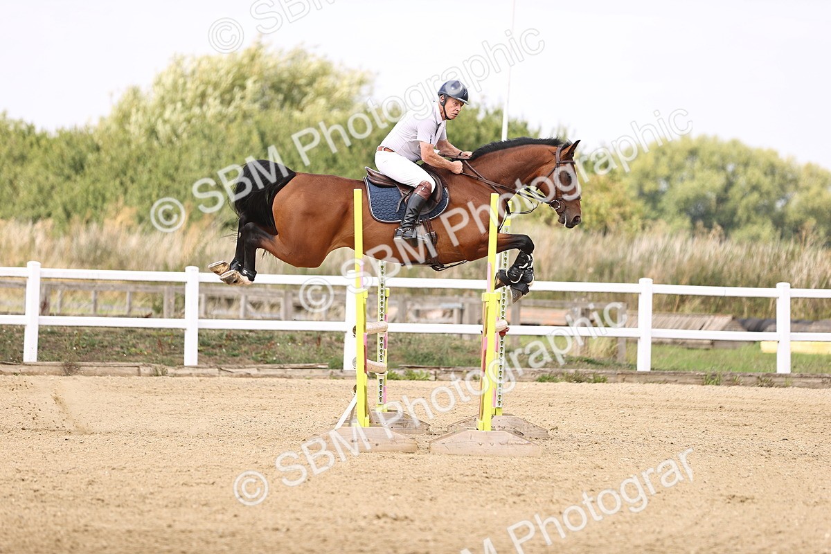 SBM_006433 - Class 11 - Senior Discovery - 1.00m