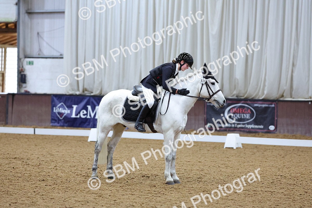 SBM_000085 - Class 2 - Intro 3 Championship - 8.51-9.47