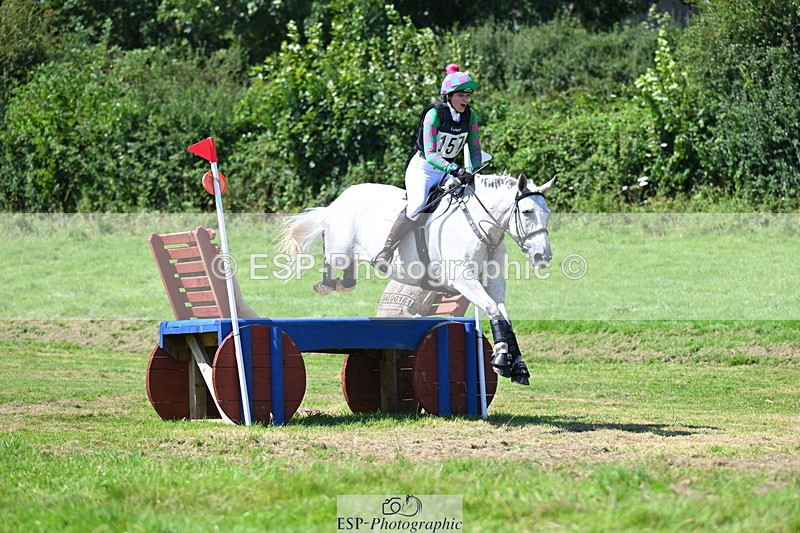 240811A-141425-04798 - 157-