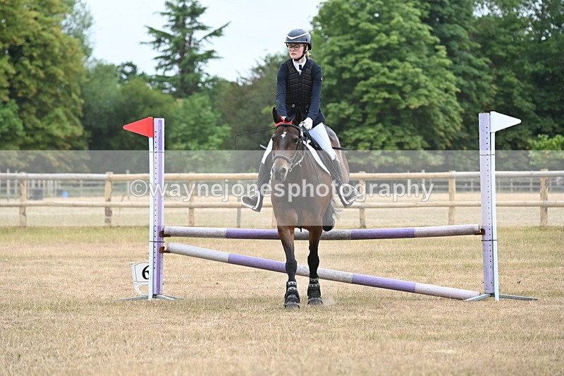 WJ6_0551 - Class 14 Intermediate Jumping 75cm