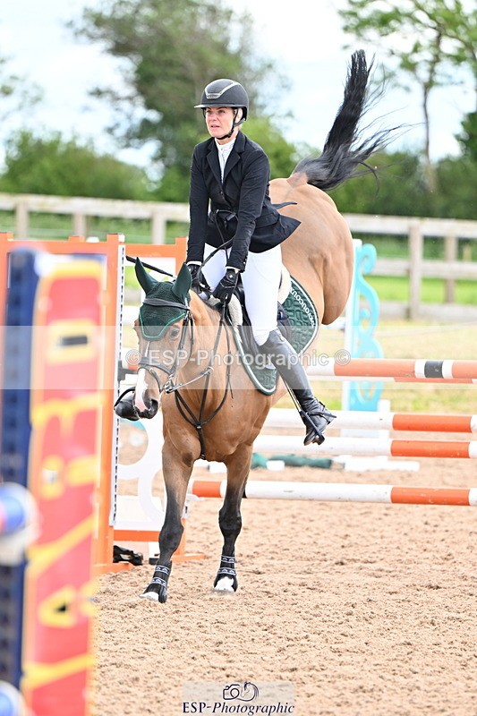 240608A-141931-02724 - Cls 5 Snr Foxhunter and 1.20m Open