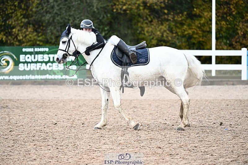 231118A-104559-01510 - Cls 5 Discovery & 90cm Open