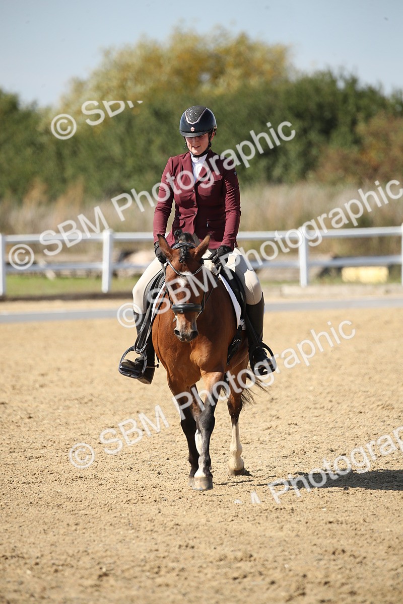 SBM_005826 - Class 11 - Novice 5 - 13.19-14.22