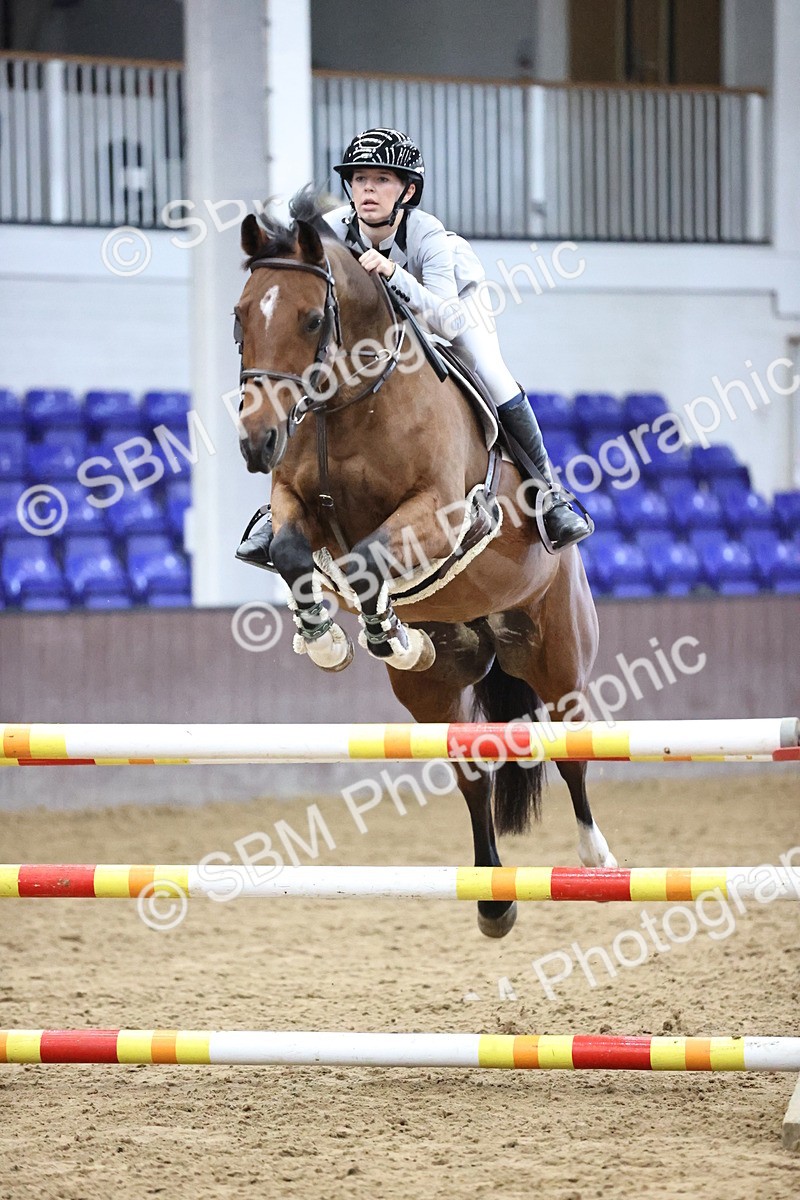 SBM_001240 - Class 5 - Blue Chip Pony Newcomers 1.00m Open