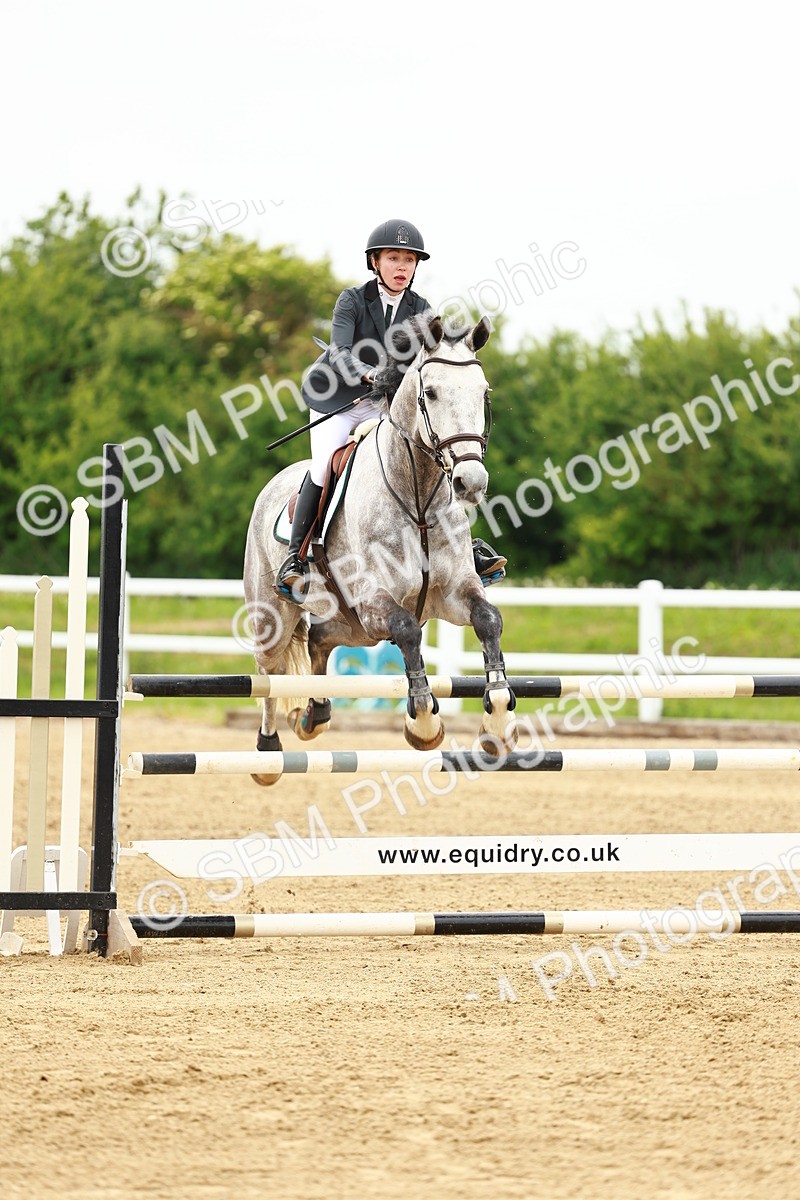 0B8A3954 - Class 4 - Senior Newcomers - 1.10m