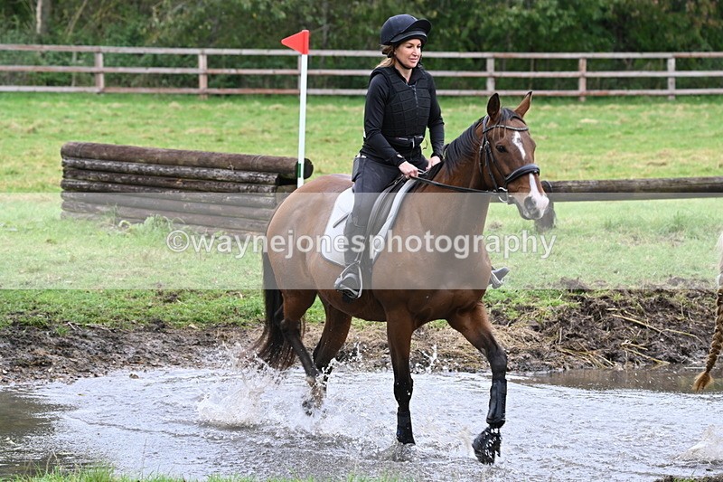 WJ6_6513 - Time at Photographer 12:41 to 13:05