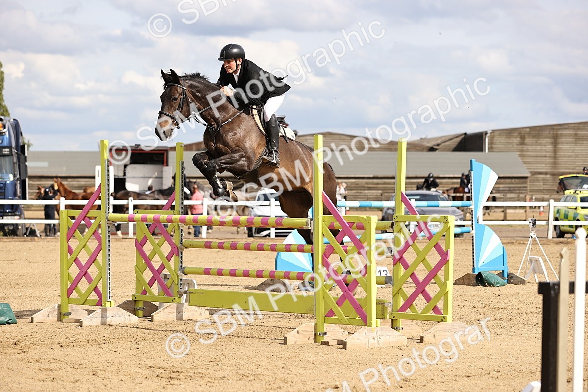 SBM_003587 - Class 13 - Senior Foxhunter - 1.20m
