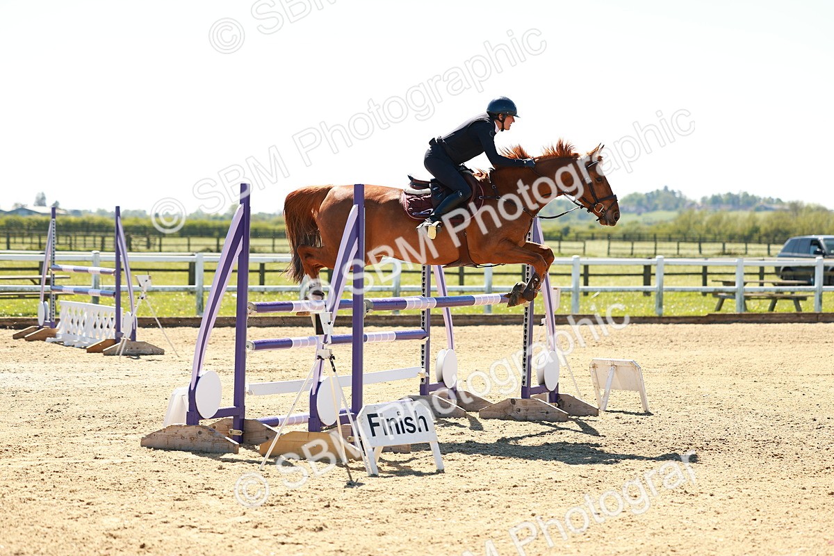 SBM_001567 - Class 5 - Senior Foxhunter - 1.20m