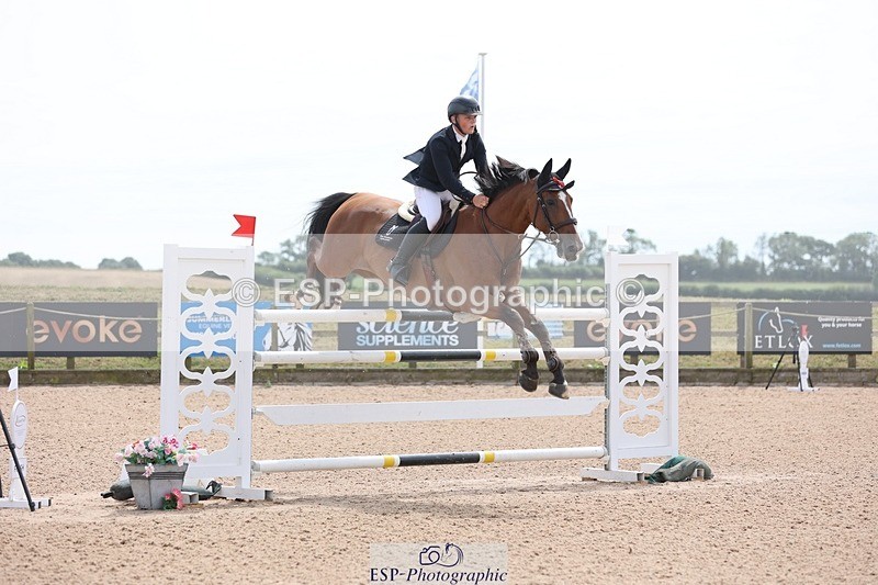 250719-141833-16051 - Cls 3, 3 Star Small Tour Break til End