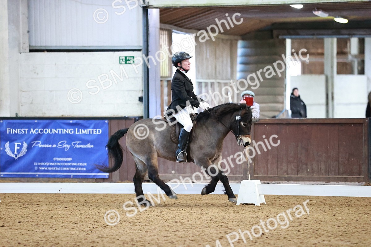 SBM_000014 - Class 2-3 - Prelim 5 Novice 4