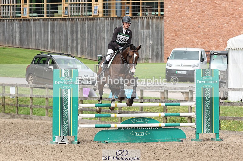 240804-111045-11512 - 364-Tom_Rowland-MONBEG_SKYFALL