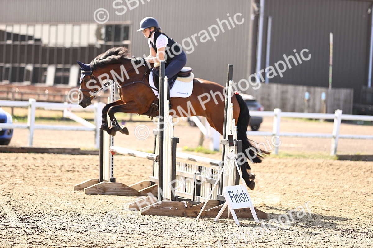 SBM_005461 - Class 8 - Clear Round