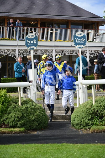 yr21052022r6-1 - Race 6: 4:42pm Yorkshire Regiment Stakes