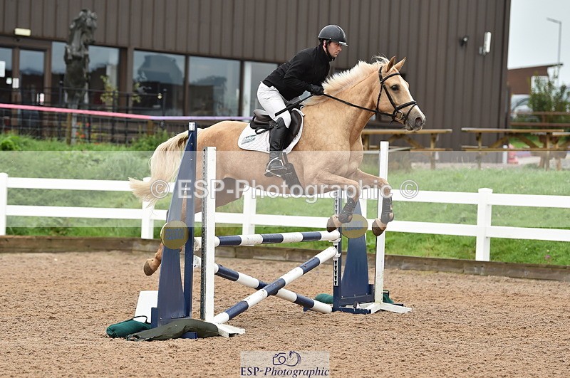 220829A-171802-00403 - 80cm Classes 5a 5b & 6