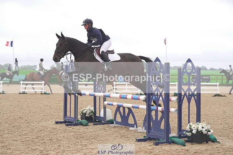 230924A-112400-04536 - 100 SJ 11.00 to 12.00