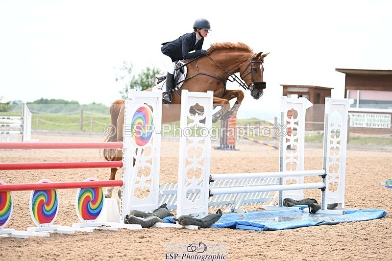 250611-134736-00713 - Cls 6 Snr Foxhunter & 1.20m Open