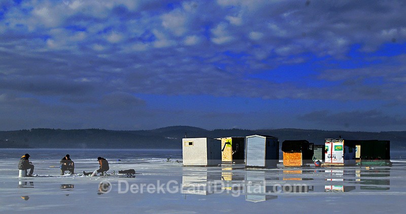 Ice fishing Shacks Canada