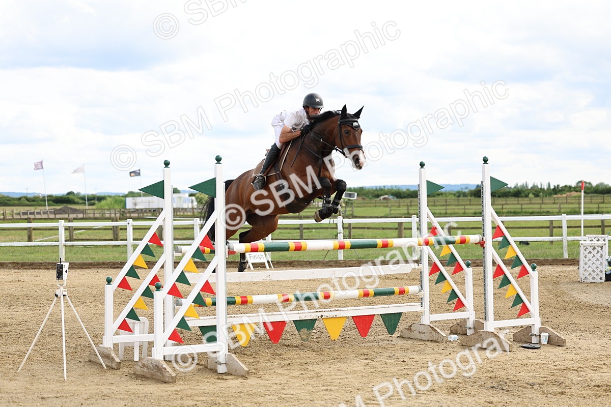 SBM_006329 - Class 20 - Senior Foxhunter - 1.20m