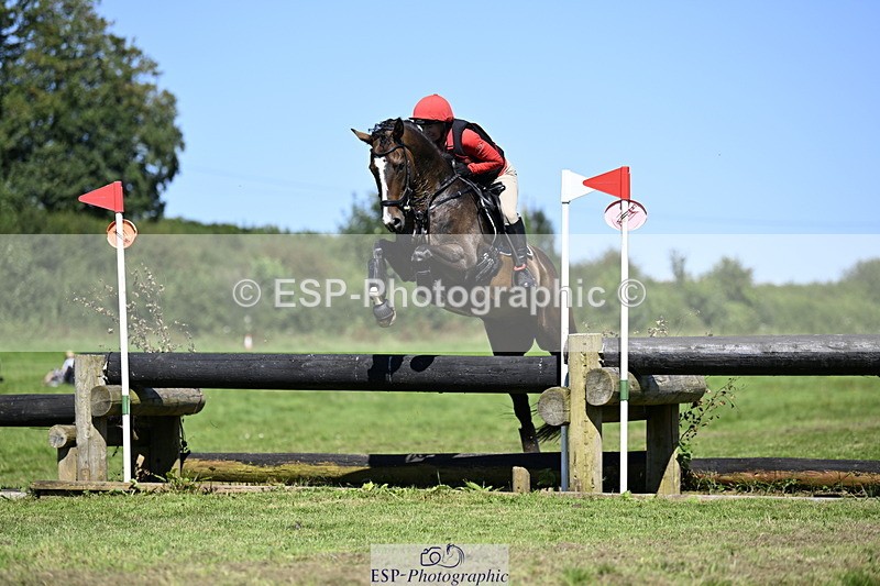 240811A-145712-05195 - 170