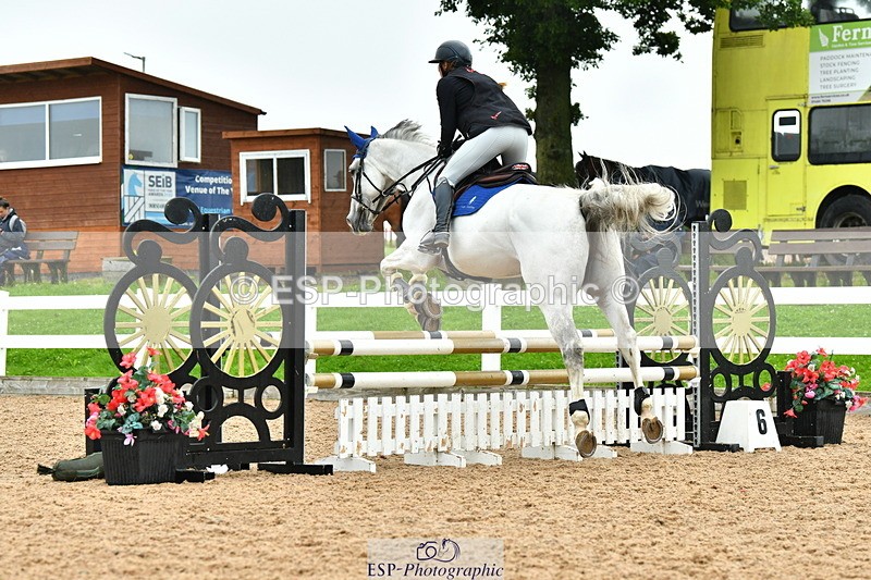 230730A-100604-08444 - Cls 31 British Novice & 90cm Open