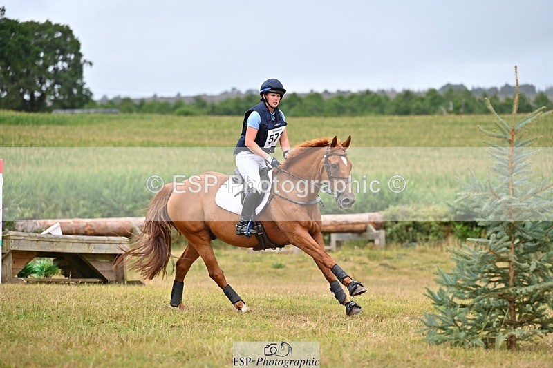 250803A-131906-14083 - M-571-Chloe.Richards-WHIXLEY.RAMIROS.BE.SURPRISING