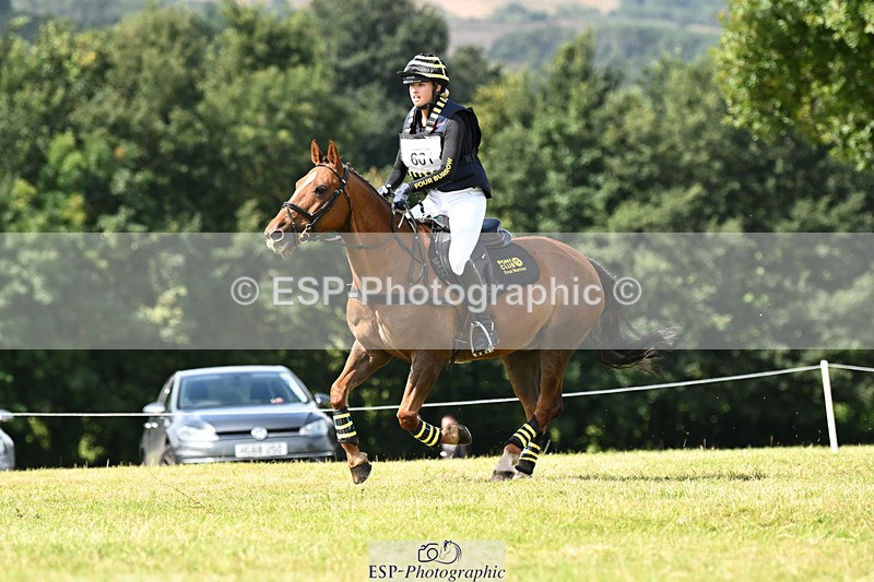 240825X-113634-32076 - 70cm XC 11.00 to 12.00