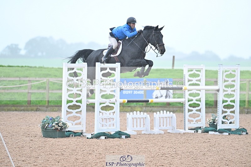 231013A-160052-03178 - Cls 10 National 1.30m Open