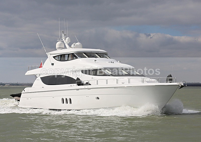 130331 ORCA EXPLORER HATTERAS WT7A3948 - Flybridge Cruisers