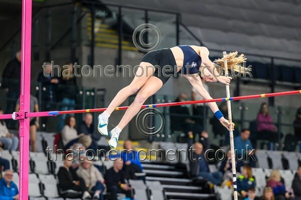 SenInd26-917465 - Field Female Set One