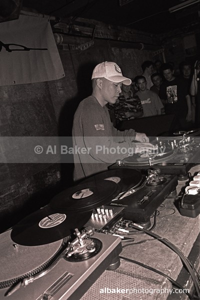 09 - DJ Q Bert @ Sankeys Soap 09.07.02
