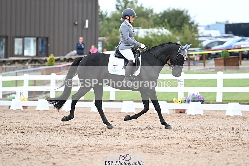 250907-120518-08193 - 011-Lee-Anne.PineMay.diamond