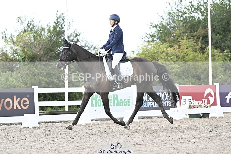 250907-103232-06270 - 027-Amanda.KingInvincible