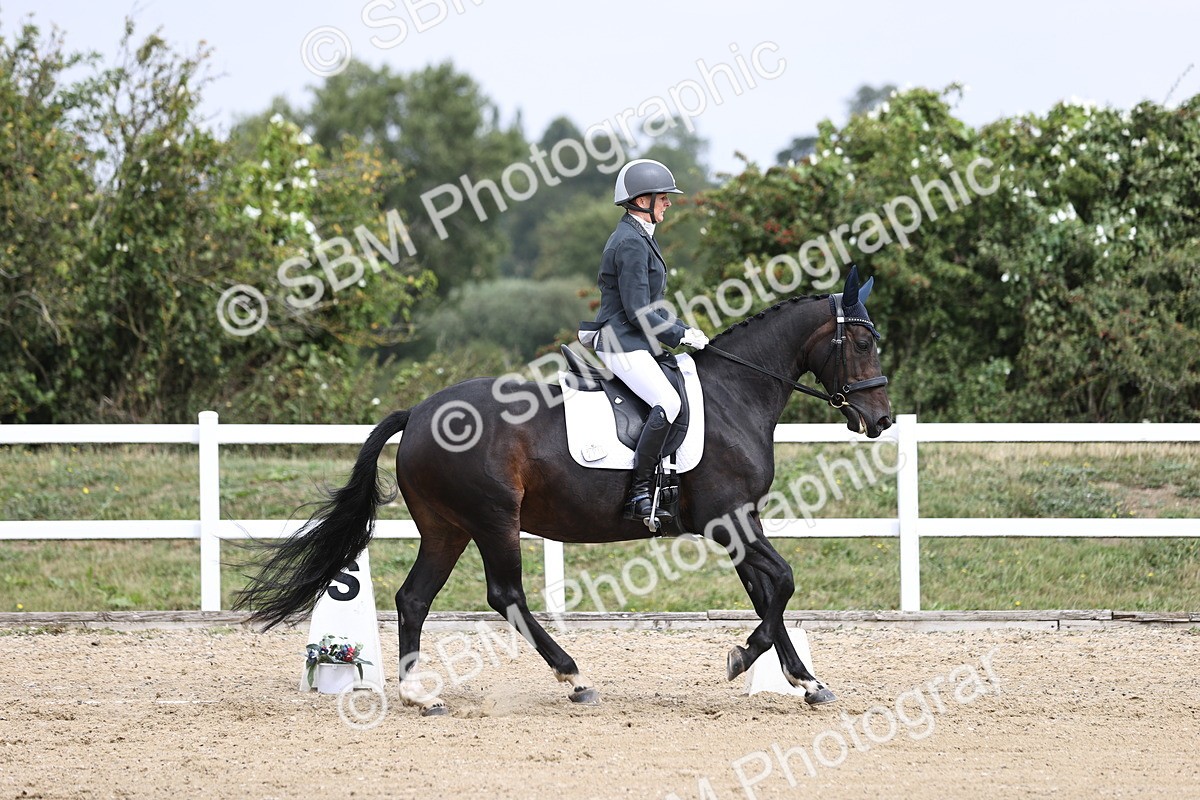 SBM_016915 - Class 14 Novice 23 - 11.53-12.56