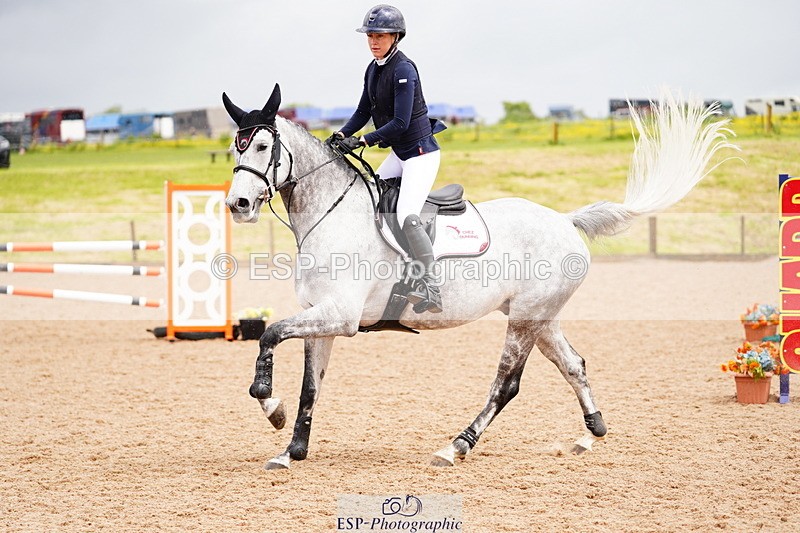 240526A-121200-07983 - Cls 26 Chard Equ 1.05m and 1.10m Grand Prix