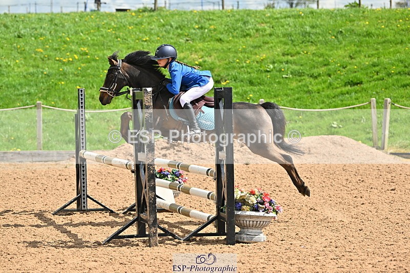 240504A-115137-01328 - Cls 3 Pony Discovery & 90cm Open