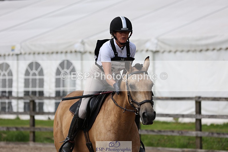 240804-152120-16426 - 619-Fiona_Lewis-BALLYANNY_BUTTONS