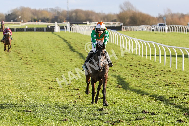 120224-Race 3-Tap N Go Leo-7501 - Race 3