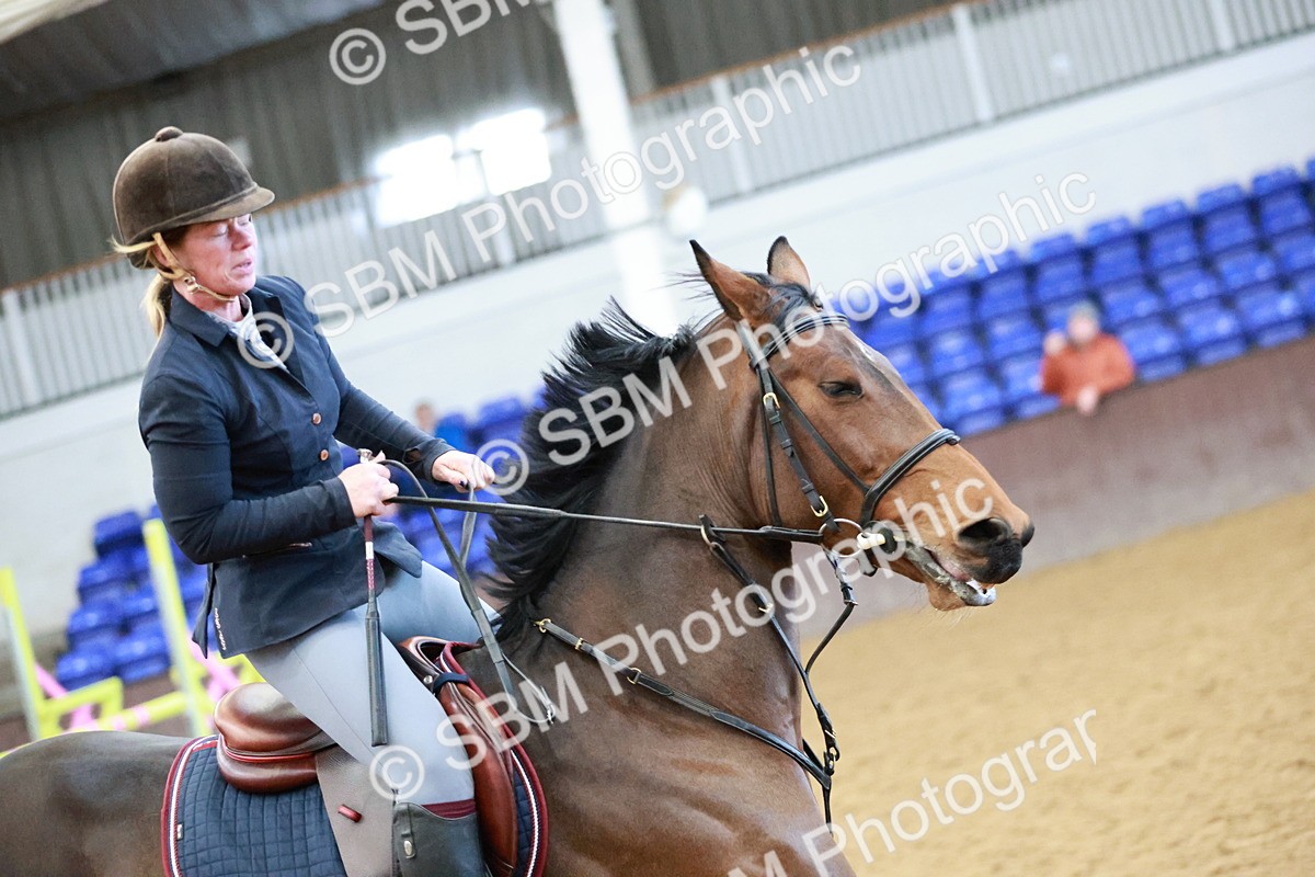 SBM_003729 - Class 11 - Senior Newcomers - 1.10m