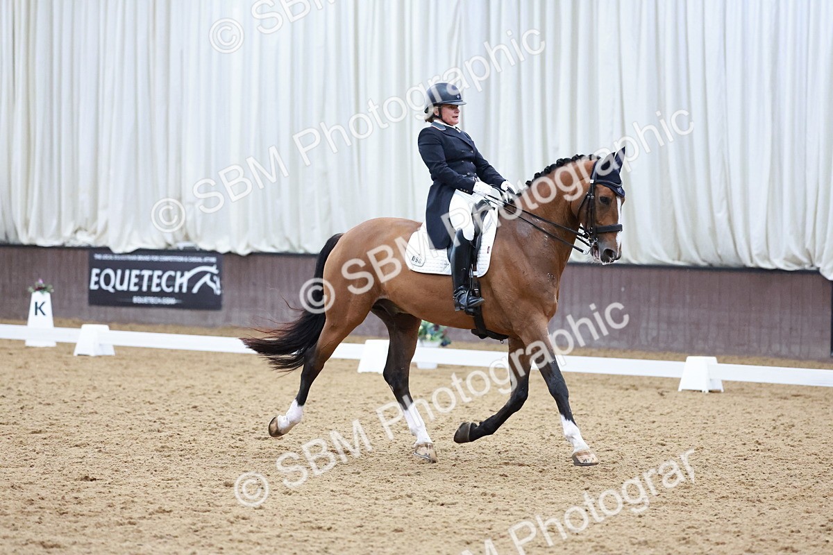 SBM_021132 - Class 13 - FEI INT I - 16.26-17.14