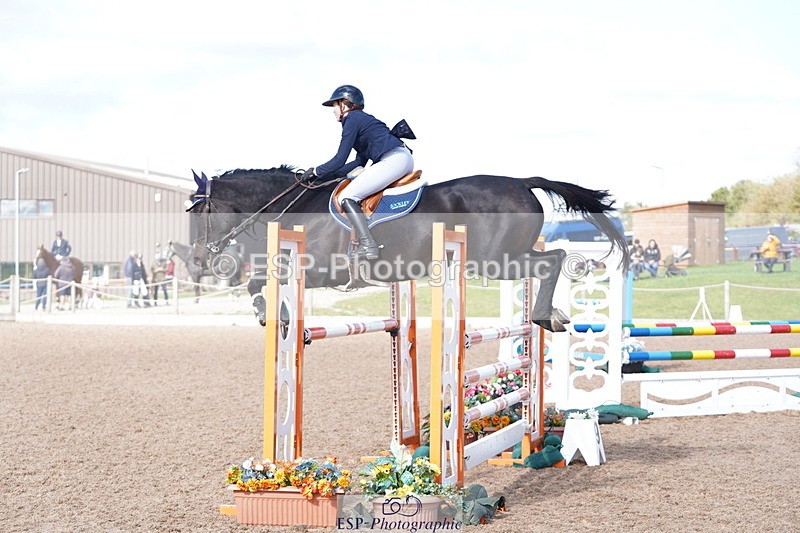 241005A-141534-04930 - SAT Cls 11 Snr Newc & 1.10m Open