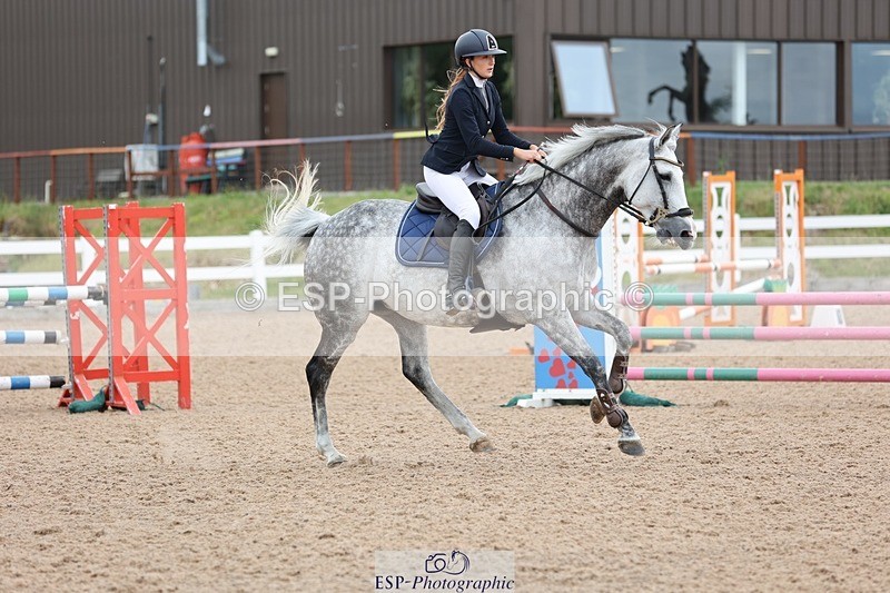 250625-101008-00079 - Cls 1 British Novice and 90cm Open