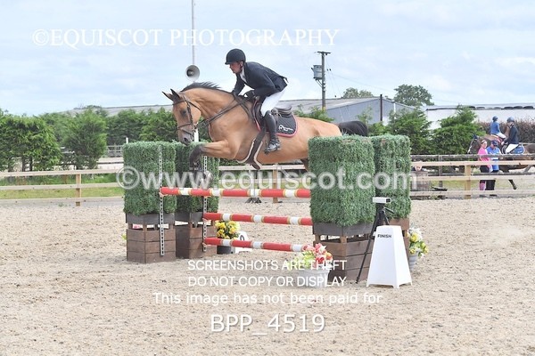 BPP_4519 - CLASS 13 SUN Senior Discovery/ 1m Open