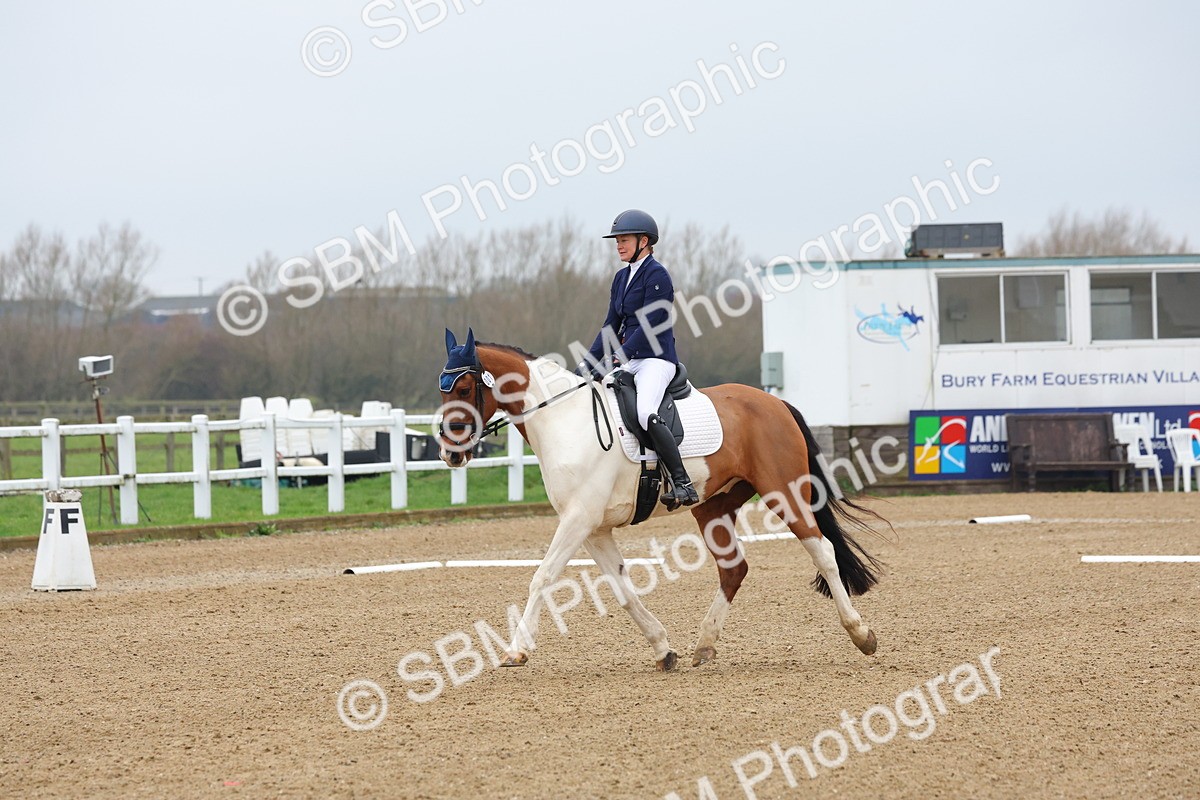 SBM_001215 - Class 8-11 - Novice 2 - Elementary 2