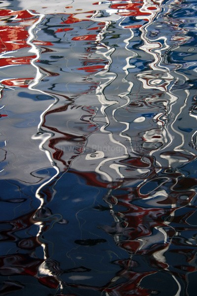 Fishing boat reflections _MO010 - France and Monaco
